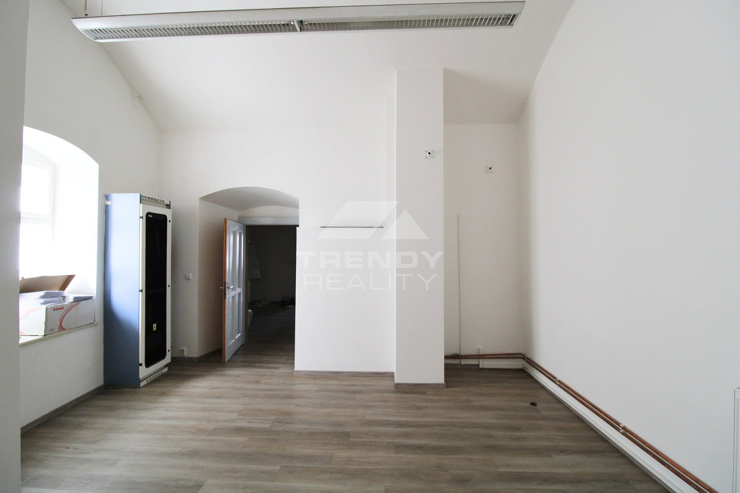Pronájem obchodních prostor 121 m² – fotografie 5