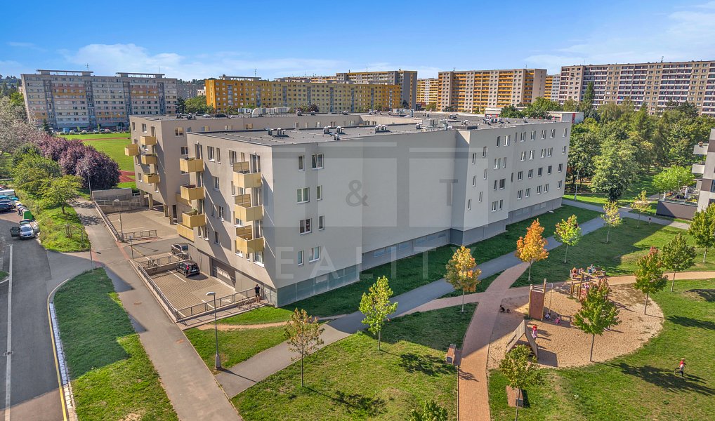 Prodej bytu 4+kk 102 m², Hradec Králové – náhled fotky 20