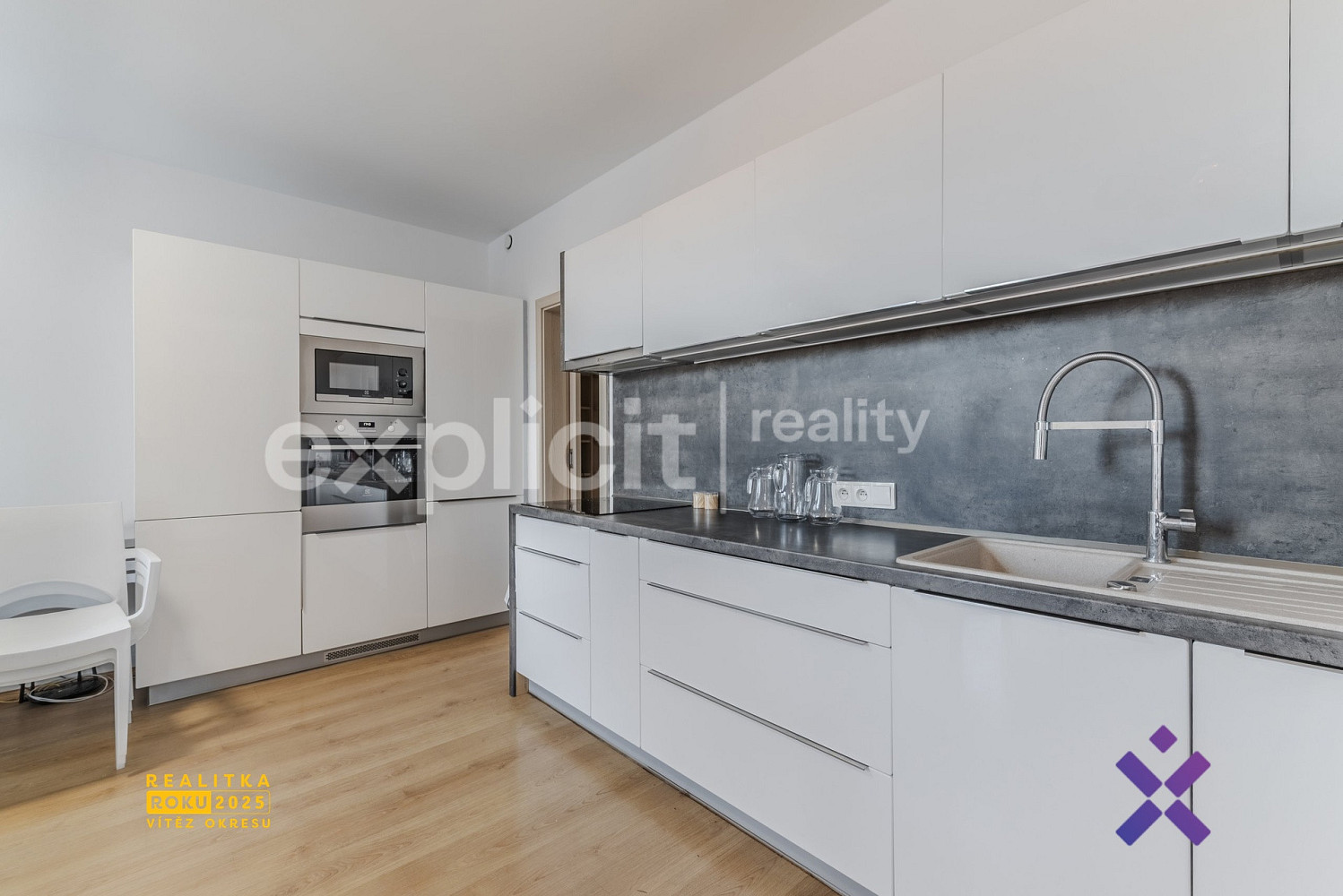 Pronájem obchodních prostor 107 m² — photo 5