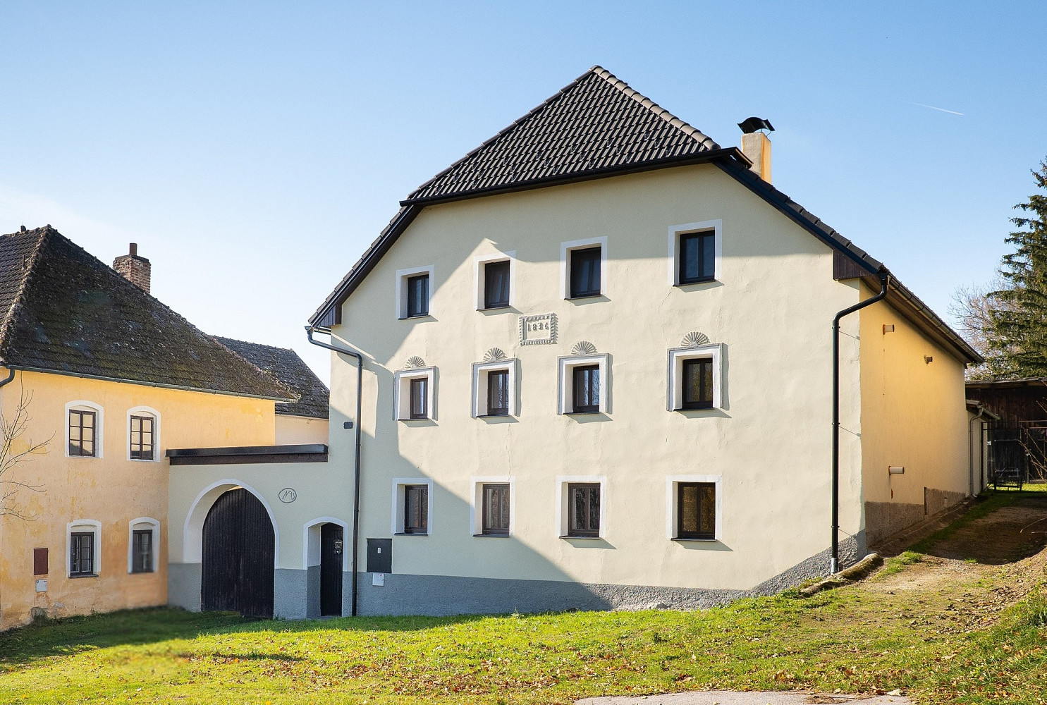 Prodej domu 180 m² s pozemkem 559 m²