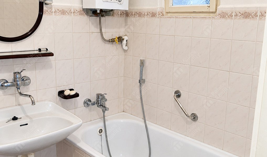 Prodej bytu 3+1 99 m², Hradec Králové – náhled fotky 9