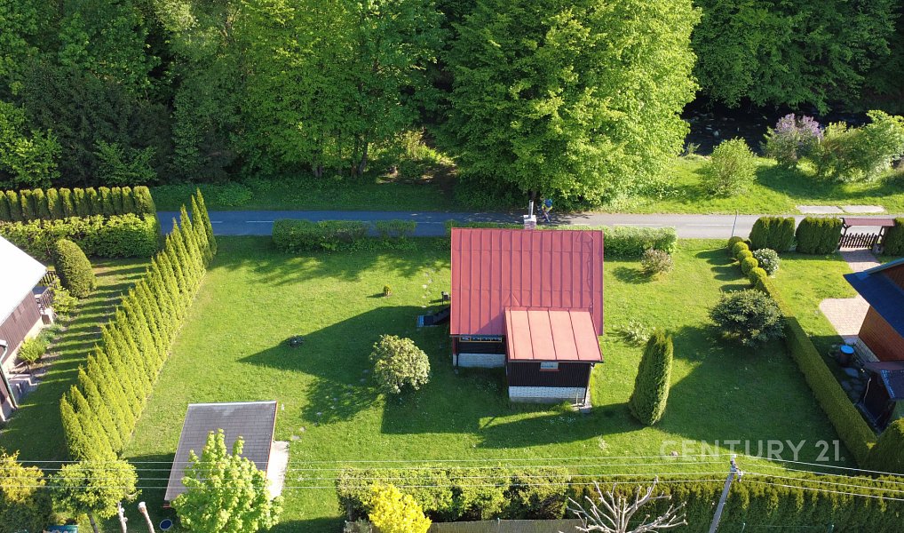 Chata 50 m2 s pozemkem 605 m2 v Rožnově pod Radhoštěm pěšky do centra, u sportovního areálu, Rožnov pod Radhoštěm – náhled fotky 21