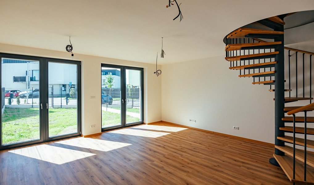 Prodej domu 97 m² s pozemkem 114 m², Hradec Králové – náhled fotky 35