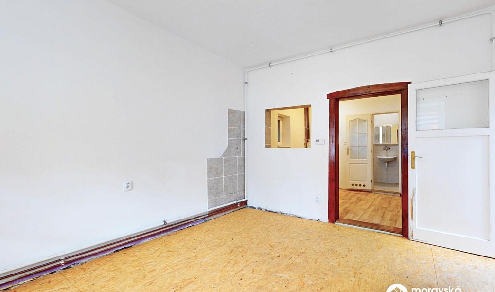 Prodej domu 60 m² s pozemkem 85 m², Zakřany – náhled fotky 2