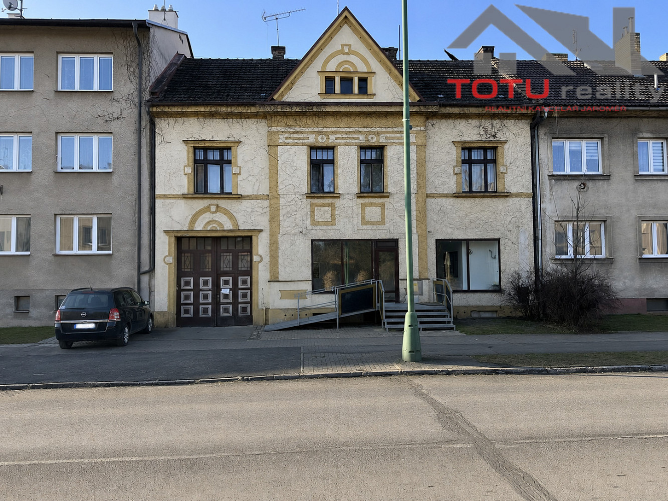 Pronájem obchodních prostor 75 m²