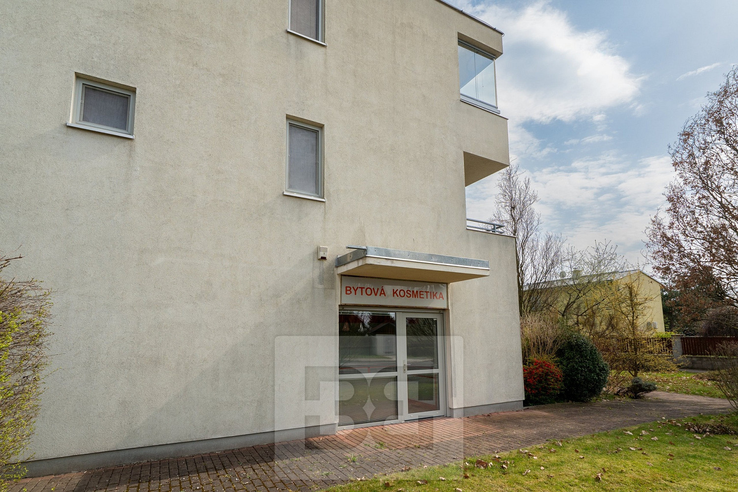 Pronájem obchodních prostor 35 m²