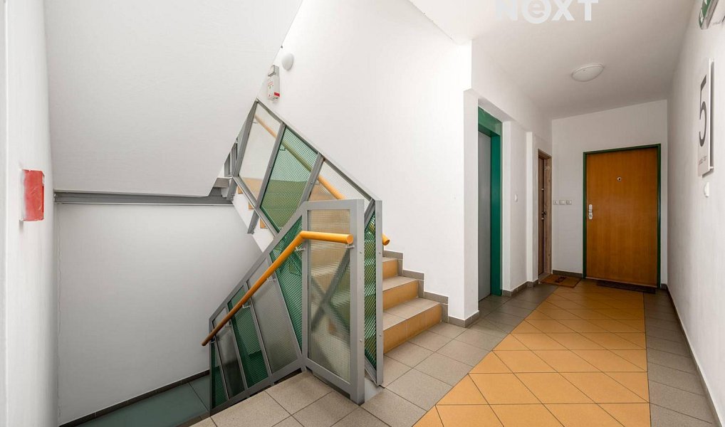 Prodej bytu 3+kk 104 m², Praha – náhled fotky 24