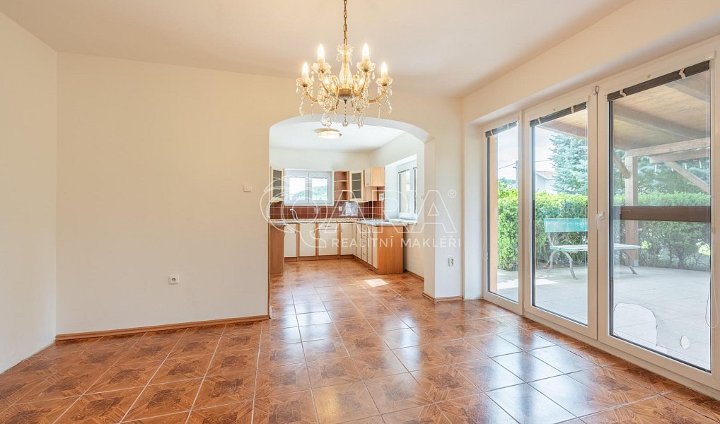 Prodej domu 362 m² s pozemkem 1 568 m², Zvánovice – náhled fotky 2
