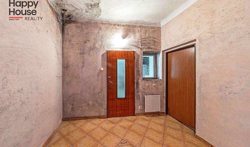 Prodej domu 220 m² s pozemkem 3 038 m², Mořina – náhled fotky 17