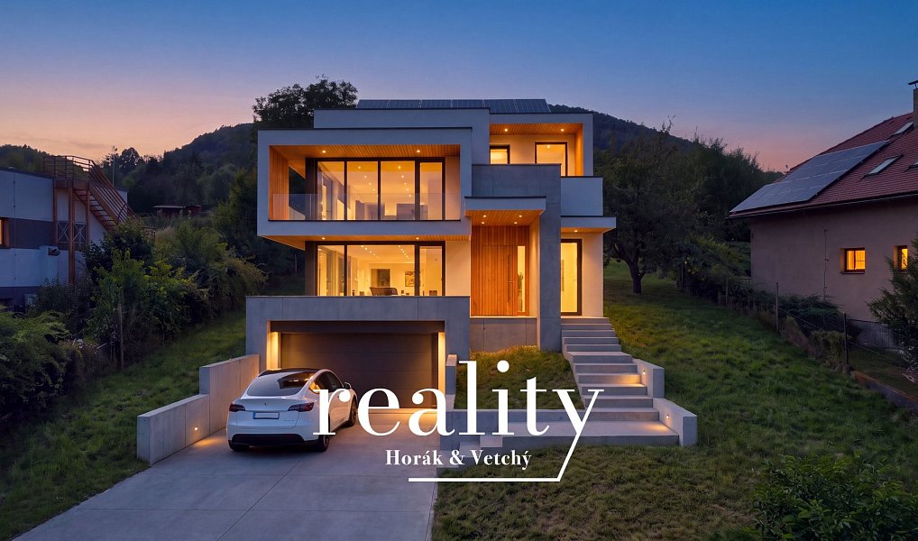 Prodej stavebního pozemku 2 200 m², Hranice – náhled fotky 6