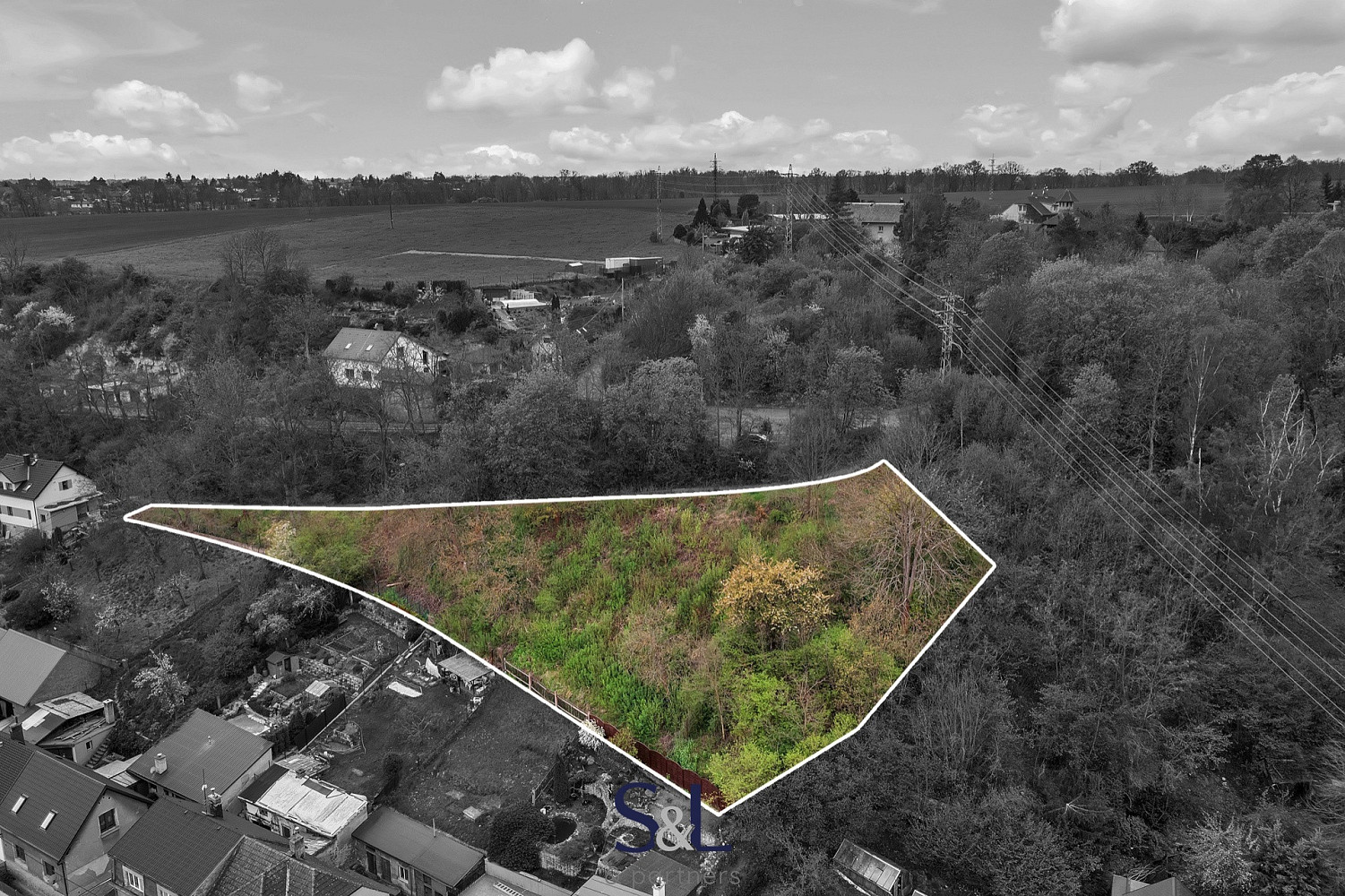 Prodej stavebního pozemku 2 689 m² – pohled 3