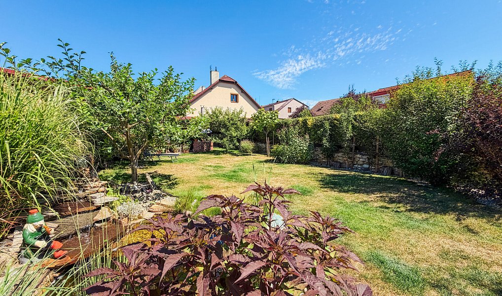 Prodej domu 147 m² s pozemkem 858 m², Unhošť – náhled fotky 45