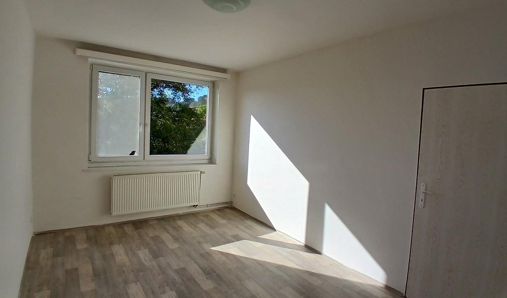 Prodej bytu 3+1 82 m², Lomnice – náhled fotky 9