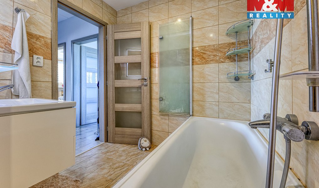 Prodej bytu 3+1 83 m², Dobřany – náhled fotky 25