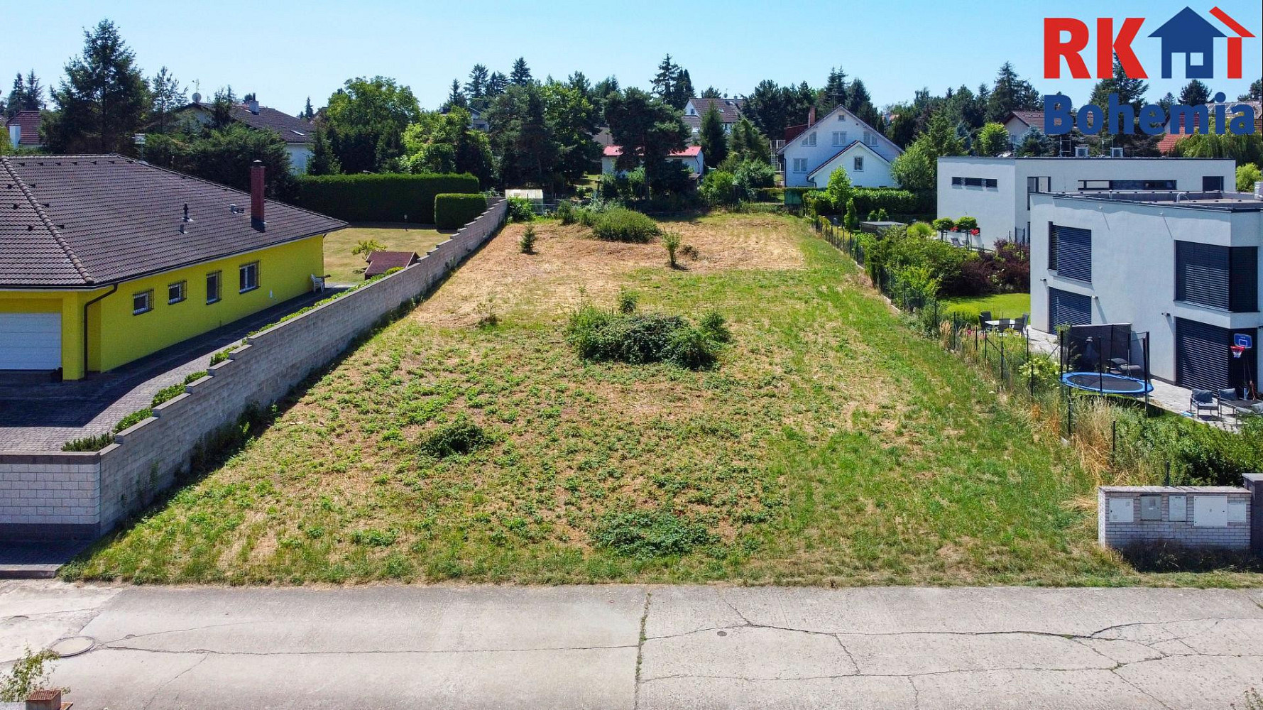 Prodej stavebního pozemku 1 576 m² – fotografie 3