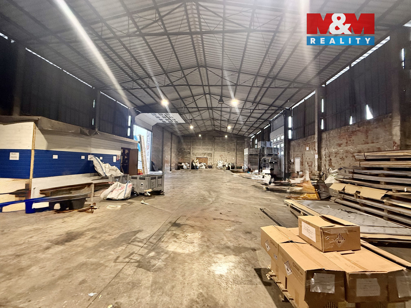 Pronájem skladovacích prostor 556 m² — photo 2