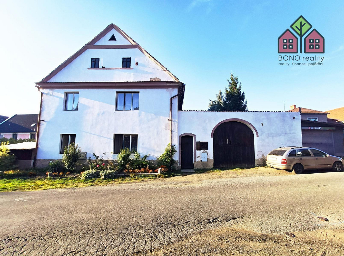 Prodej domu 225 m² s pozemkem 3 531 m²