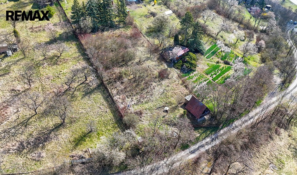 Prodej zahrady 1 122 m², Křešice – náhled fotky 6