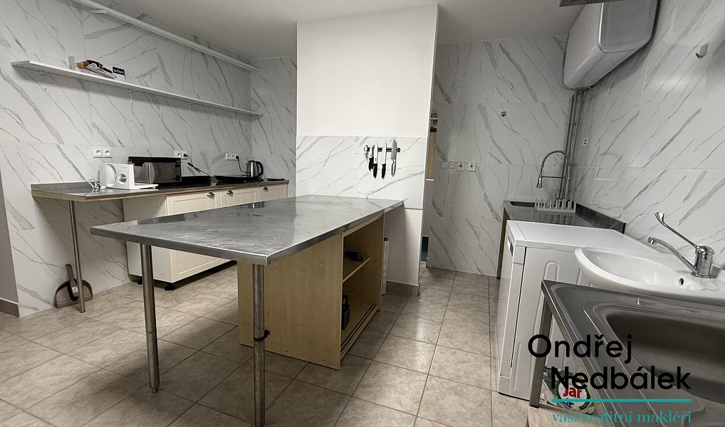 Pronájem restaurace 135 m², Vsetín – náhled fotky 7