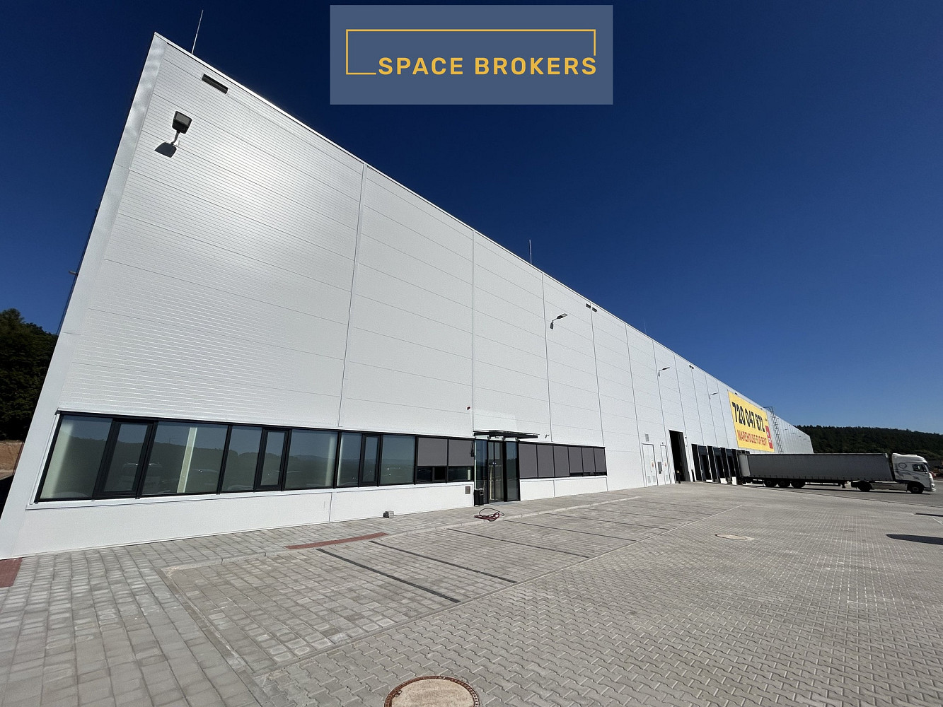 Pronájem skladovacích prostor 5 000 m² – fotografie 2