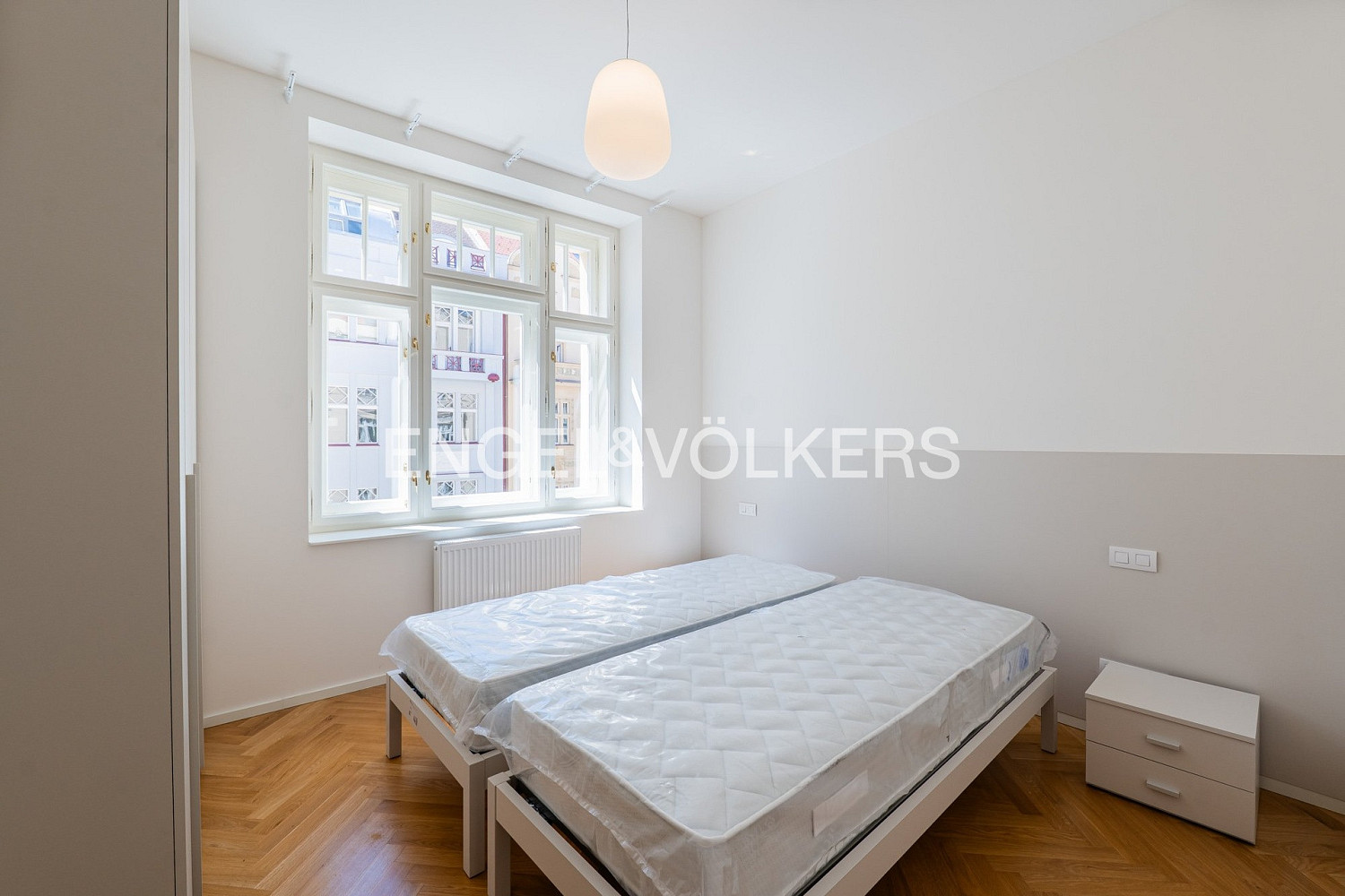 Pronájem bytu 3+kk 75 m² – fotografie 4