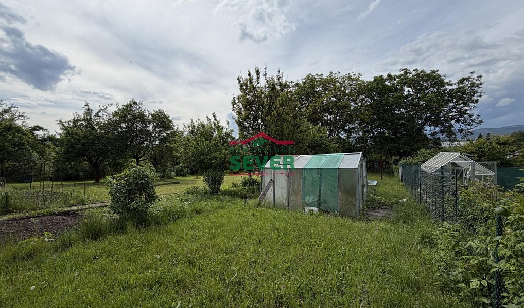 Prodej zahrady 430 m², Kadaň – náhled fotky 9