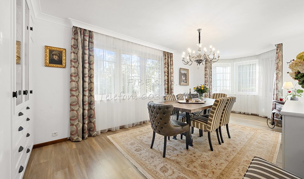 Prodej vily 458 m² s pozemkem 1 401 m², Kamenice – náhled fotky 14