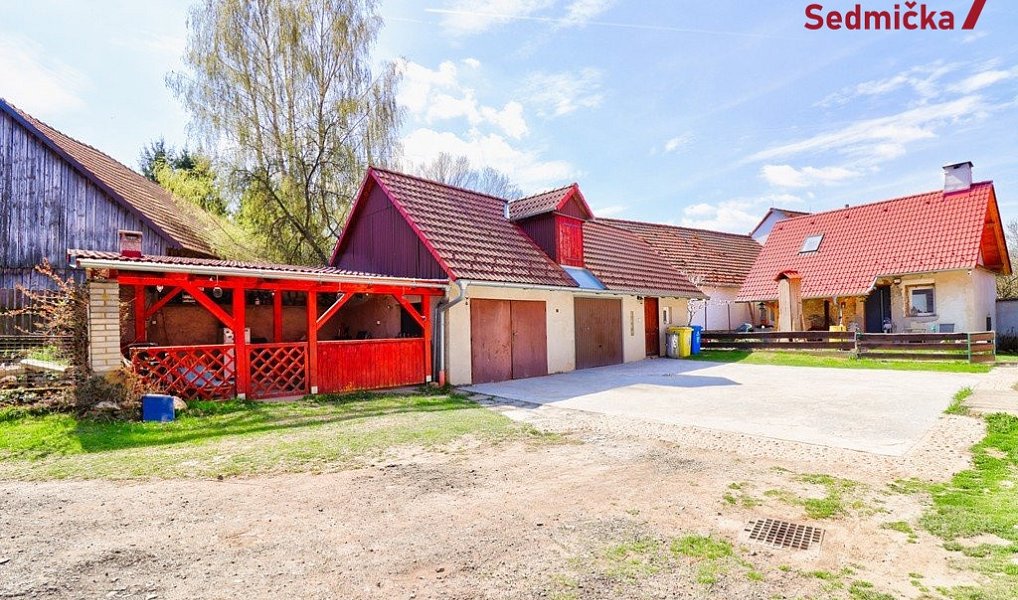 Prodej domu 225 m² s pozemkem 6 700 m², Věžná – náhled fotky 2