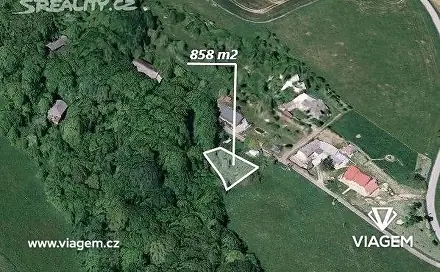 Prodej zahrady 858 m², Halenkovice, okres Zlín