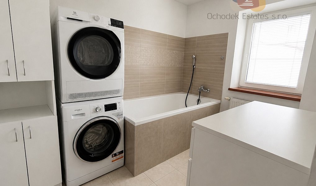 Prodej obchodních prostor 1 694 m², Šumperk – náhled fotky 9