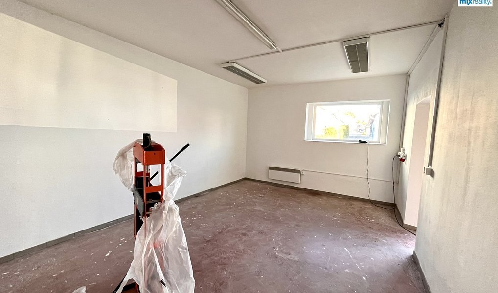Pronájem skladovacích prostor 797 m², Tlučná – náhled fotky 10