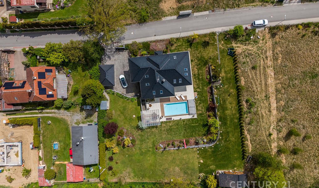 Prodej domu 340 m² s pozemkem 1 893 m², Družec – náhled fotky 28
