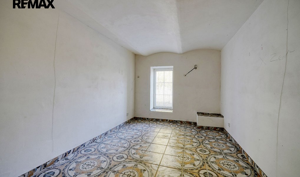 Prodej domu 952 m² s pozemkem 2 493 m², Všeruby – náhled fotky 21