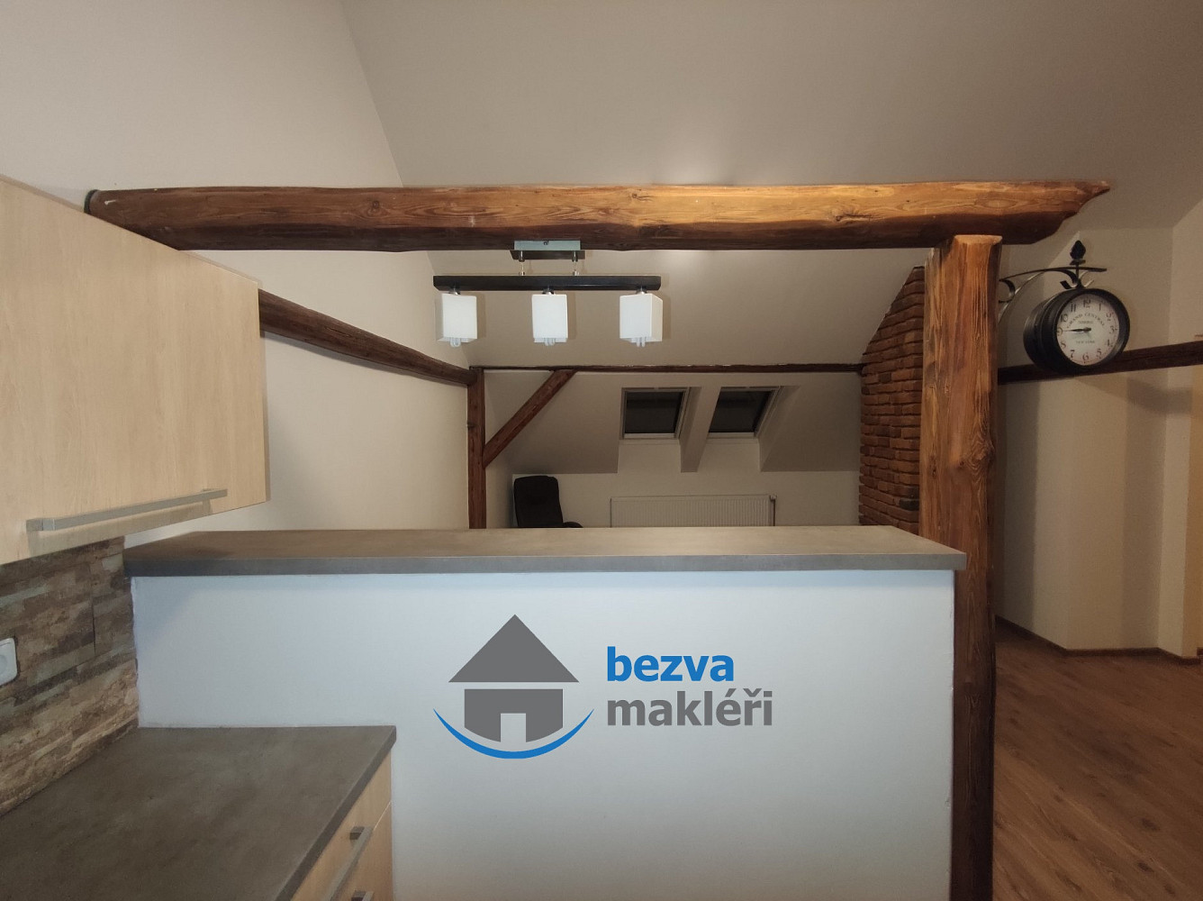 Pronájem bytu 3+kk 96 m² — photo 2