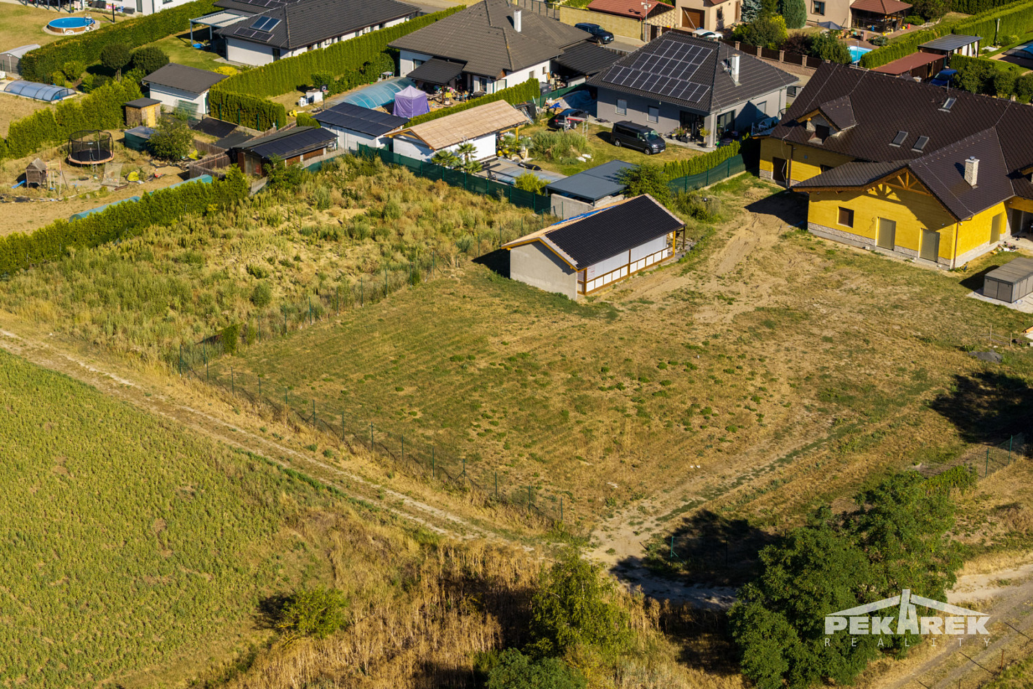 Prodej stavebního pozemku 604 m² – fotografie 3