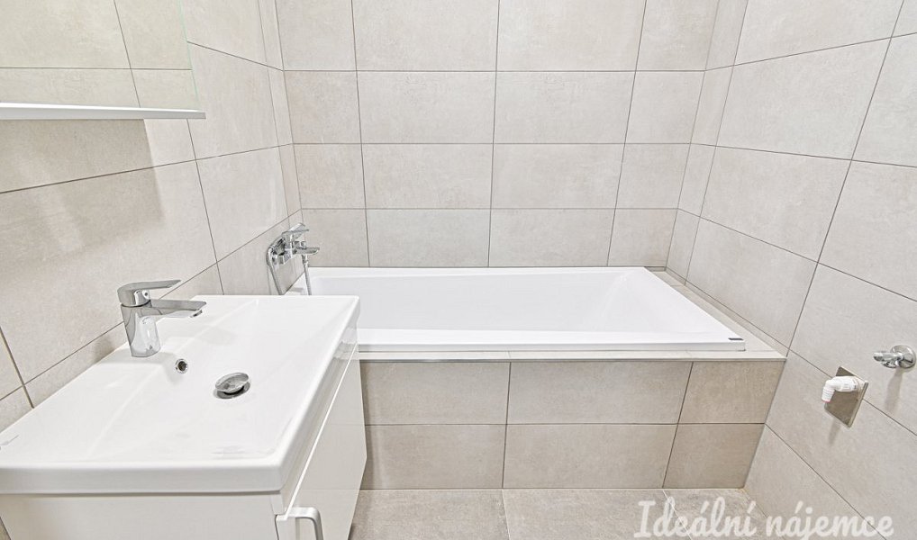 Pronájem bytu 2+kk 47 m², Brno – náhled fotky 8