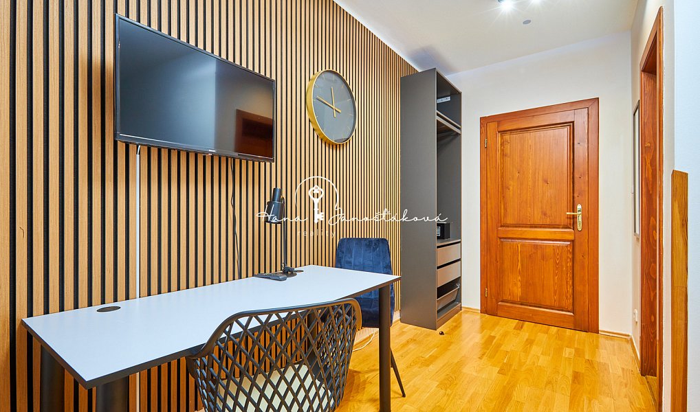 Prodej ubytovacího objektu 270 m², Český Krumlov – náhled fotky 2