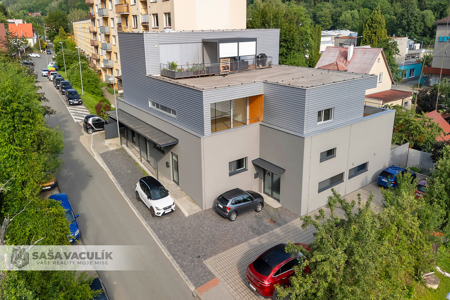 Pronájem bytu 2+kk 64 m² — photo 2