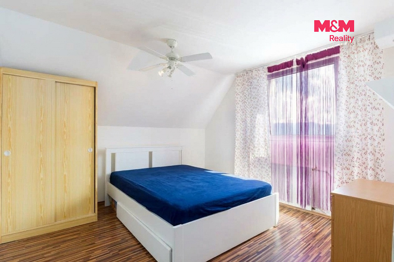 Prodej domu 190 m² s pozemkem 689 m² – fotografie 3