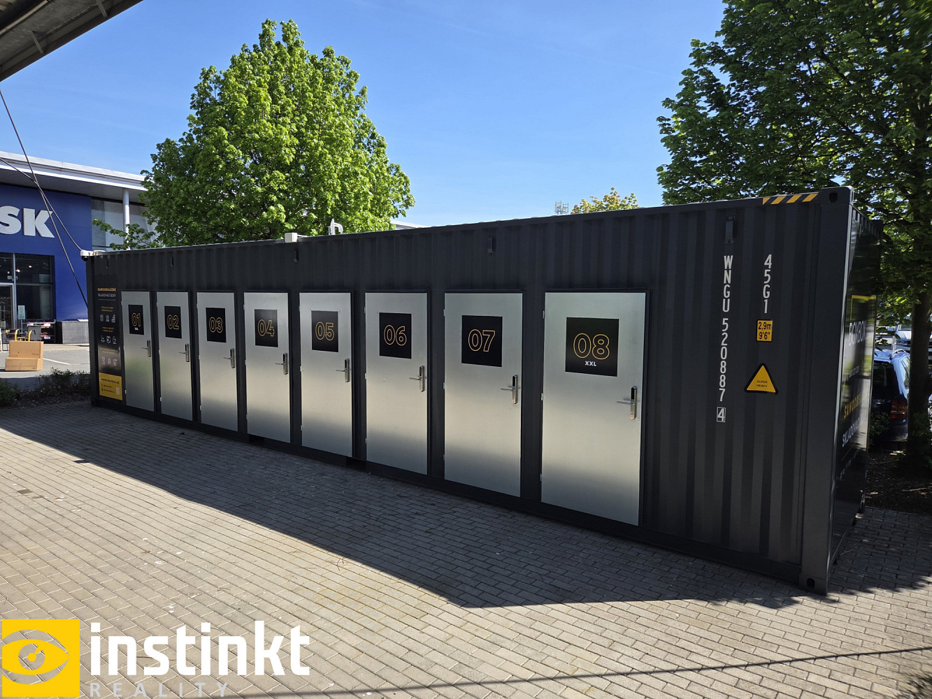 Samoobslužné skladovací boxy, obchodní centrum berounka, plzeň — photo 4