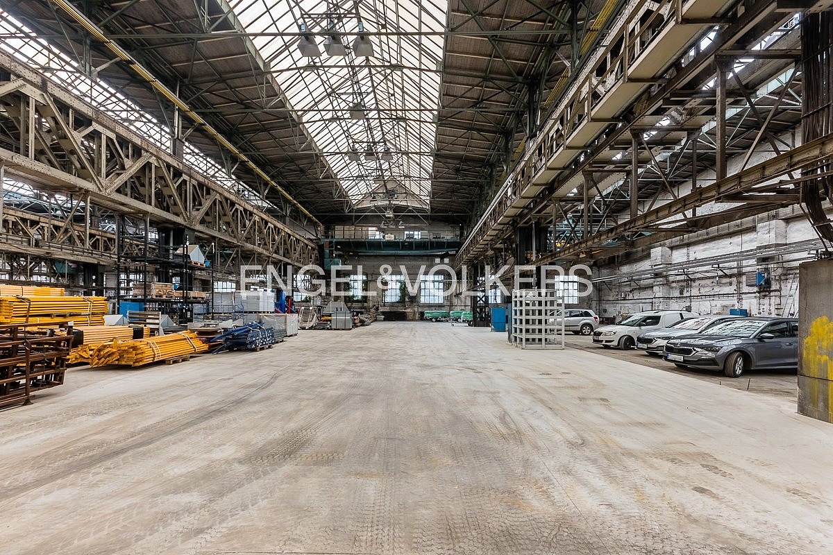 Pronájem skladovacích prostor 14 661 m² – fotografie 3