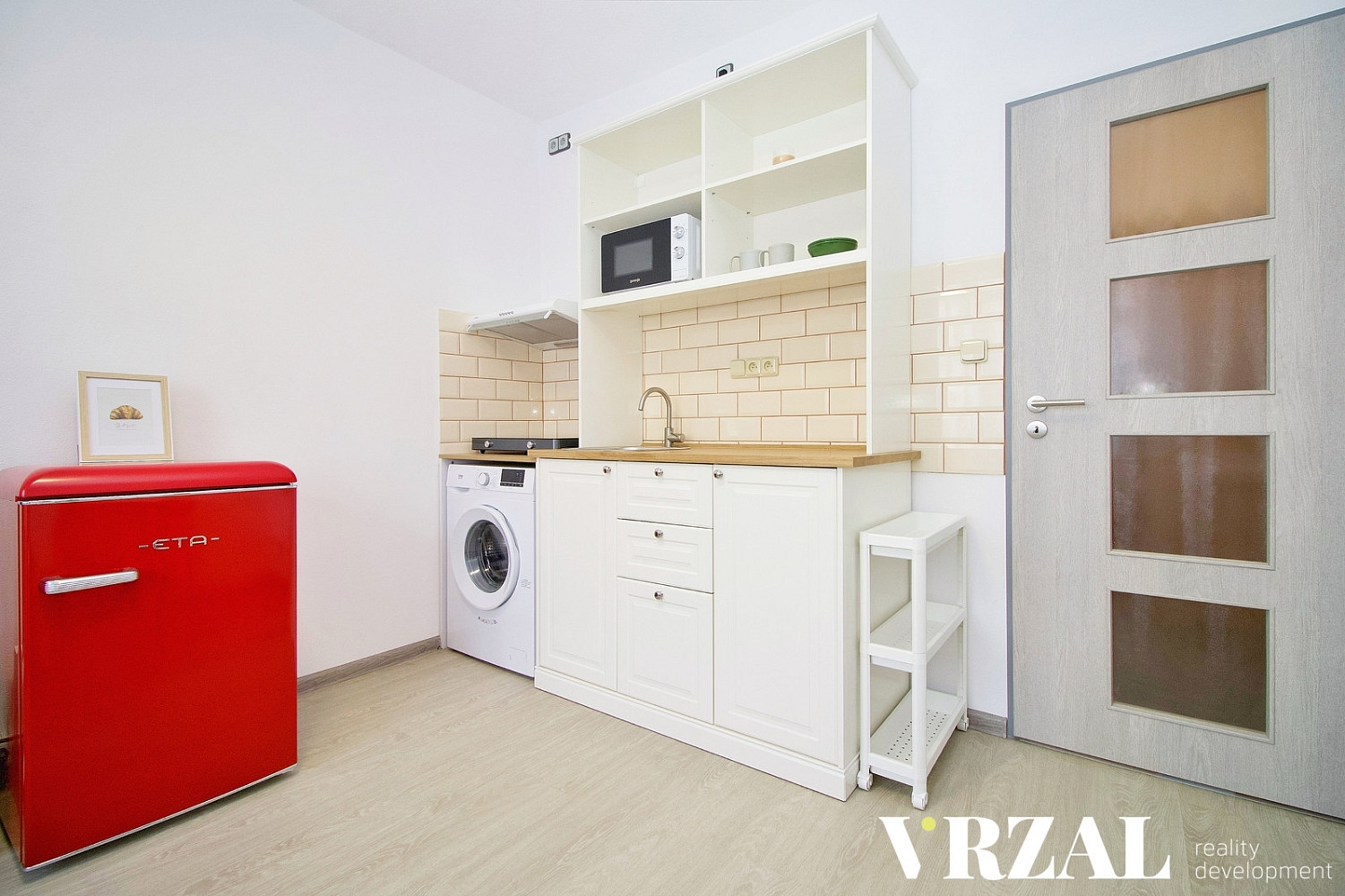 Pronájem bytu 1+kk 20 m² - Widok 5