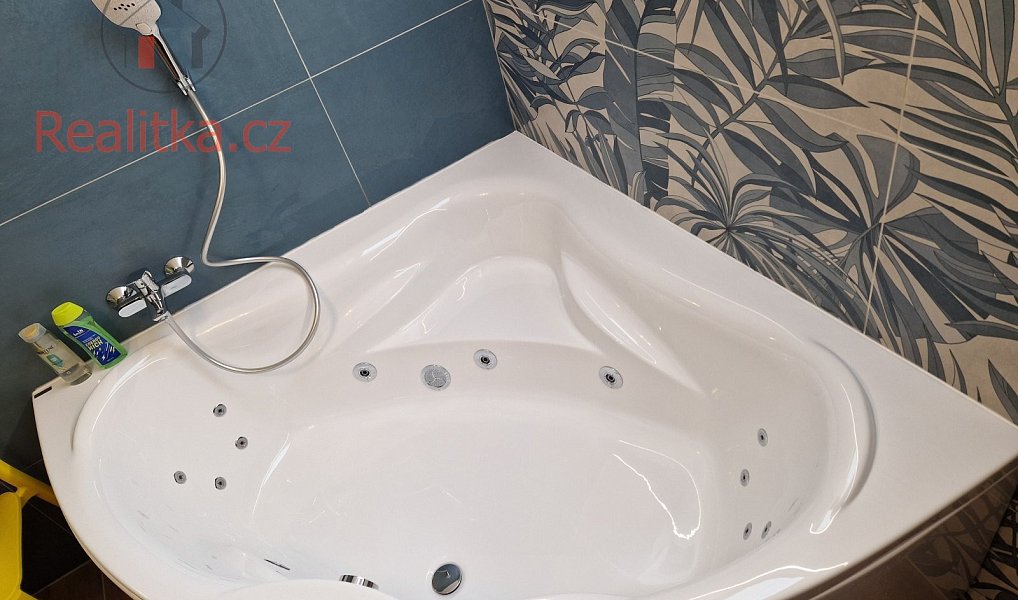 Pronájem domu 200 m² s pozemkem 147 m², Český Krumlov – náhled fotky 21