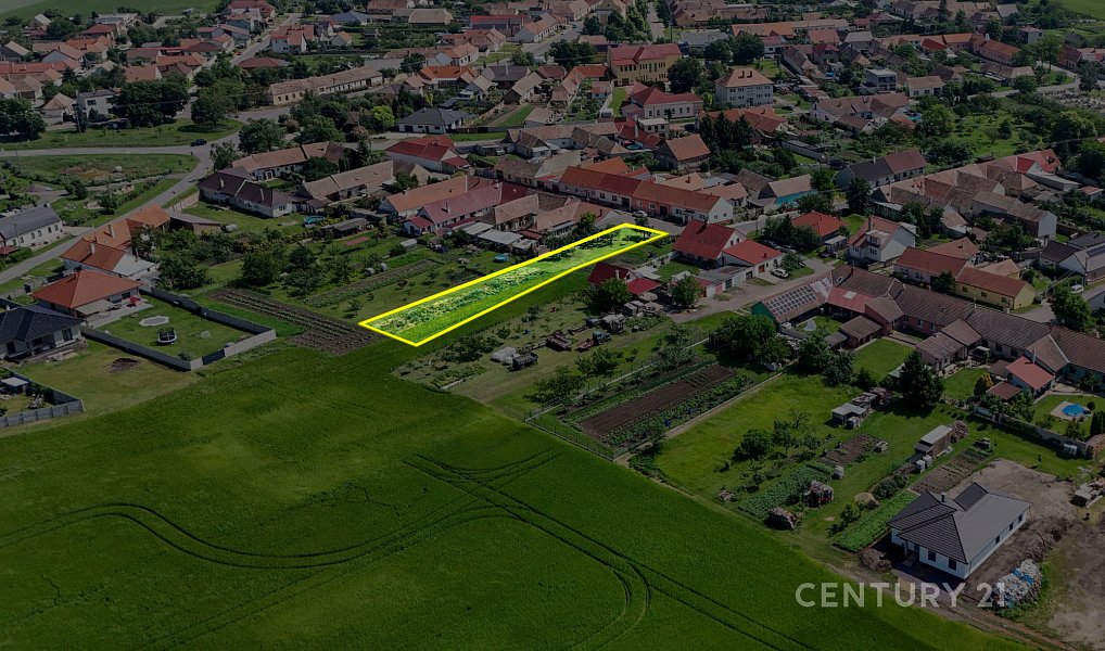 Prodej stavebního pozemku 1 020 m², Strachotice – náhled fotky 7
