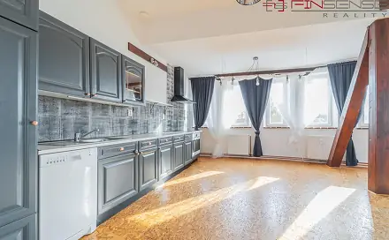 Prodej bytu 3+kk 88 m², Pivovarská, Kryry, okres Louny