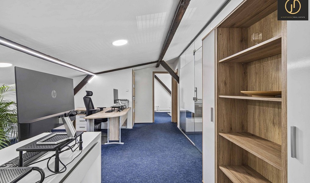 Prodej kanceláře 228 m², Beroun – náhled fotky 17