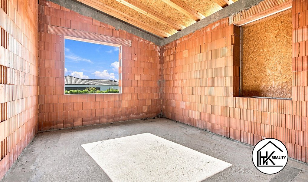 Prodej domu 268 m² s pozemkem 1 122 m², Dubí – náhled fotky 11