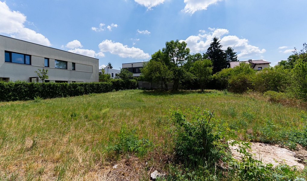 Prodej stavebního pozemku 553 m², Praha – náhled fotky 3