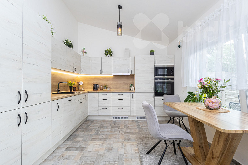 Prodej domu 90 m² s pozemkem 680 m² – fotografie 5