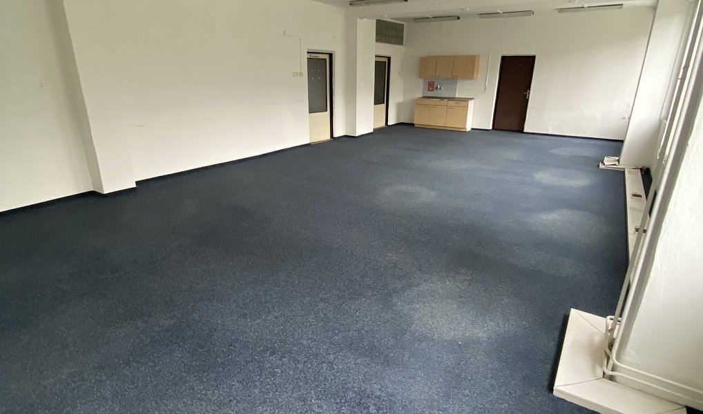 Pronájem kanceláře 774 m², Praha – náhled fotky 10